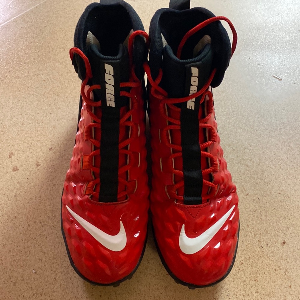 Nike Force football cleats size 10 in mens.